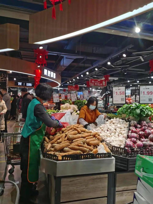 春節期間神木市商品市場供應穩定 蔬菜價格微漲，家禽供應充足